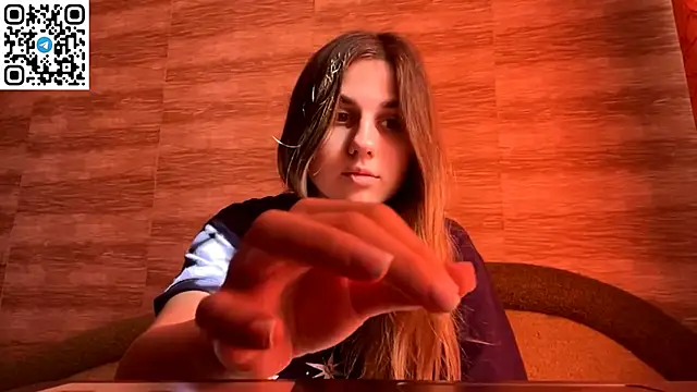 Snapshot of LovelySilk_63 chatting on 03-17-26, 11:13 LovelySilk 63 online show from 03-17-26, 11:13