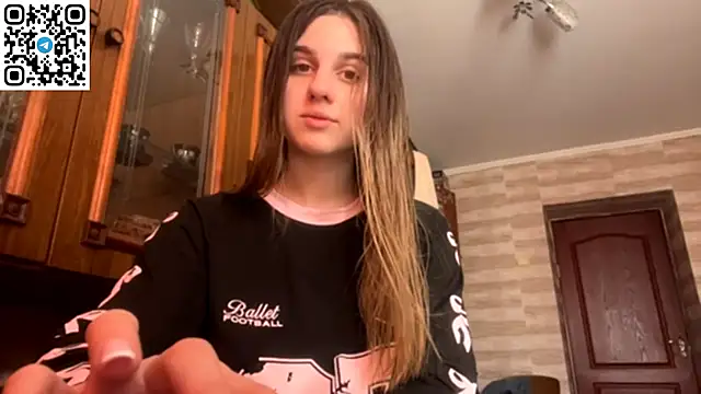 Snapshot of LovelySilk_63 chatting on 03-20-26, 01:16 LovelySilk 63 online show from 03-20-26, 01:16