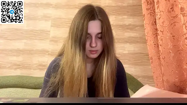 Snapshot of LovelySilk_63 chatting on 03-24-26, 08:47 LovelySilk 63 online show from 03-24-26, 08:47