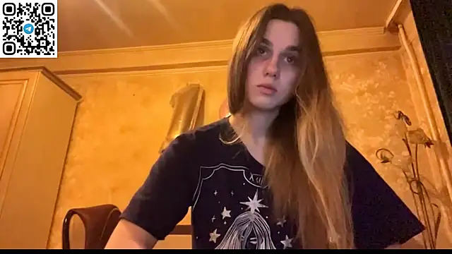 Snapshot of LovelySilk_63 chatting on 04-08-26, 06:41 LovelySilk 63 online show from 04-08-26, 06:41