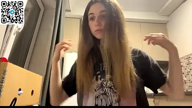 LovelySilk 63 online show from 06-21-26, 06:54