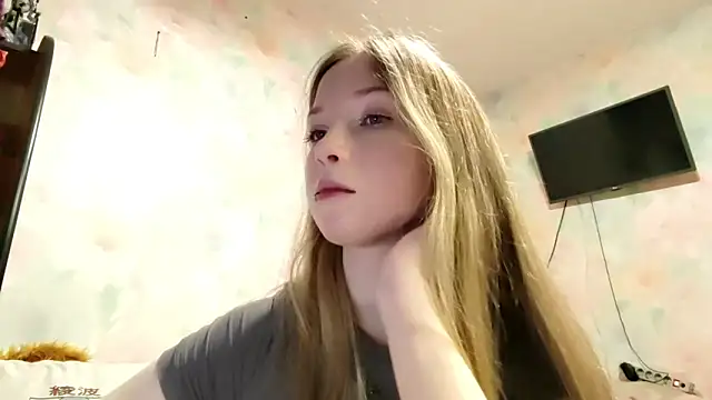 TiaBIanks online show from 02-24-26, 01:53