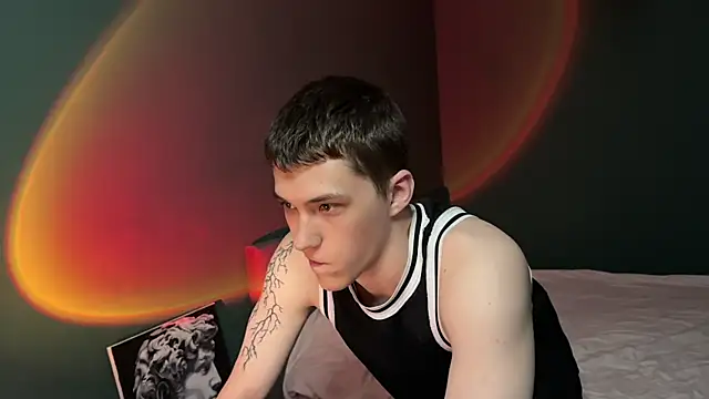 cronck52 online show from 03-25-26, 06:14