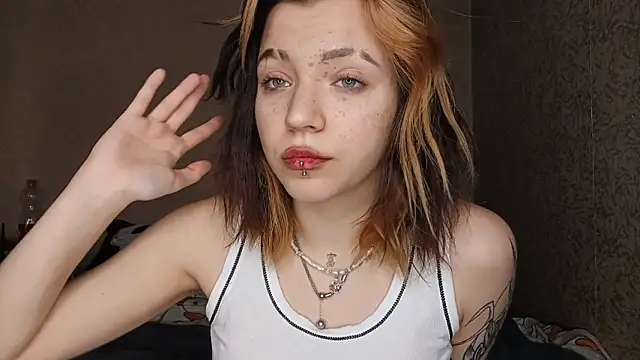 Snapshot of ShayneMilush chatting on 03-09-26, 12:42 ShayneMilush online show from 03-09-26, 12:42