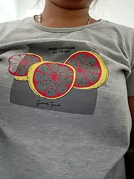 Fantasy Queen94 online show from 02-09-26, 03:10