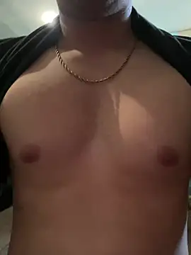 Hotboyas2001 online show from 02-05-26, 05:17