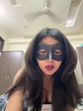 raavigirl online show from 03-28-26, 07:08