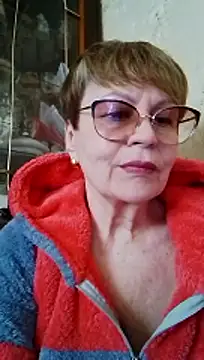 SophieBurns online show from 04-15-26, 11:28