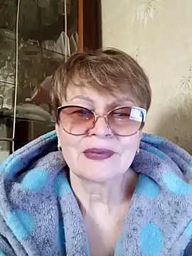 SophieBurns online show from 04-30-26, 09:37