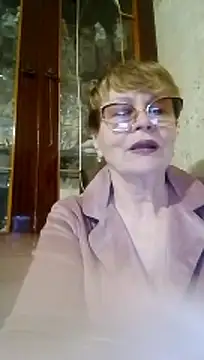 SophieBurns online show from 05-12-26, 10:34