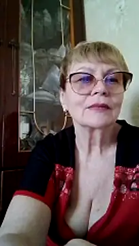 SophieBurns online show from 06-15-26, 09:22
