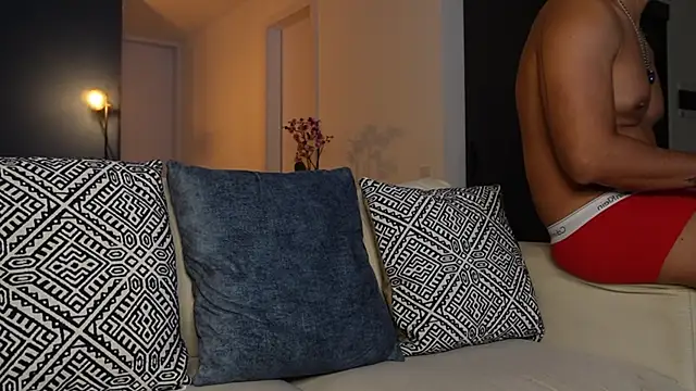 Snapshot of NicoHeat chatting on 03-24-26, 04:28 NicoHeat online show from 03-24-26, 04:28