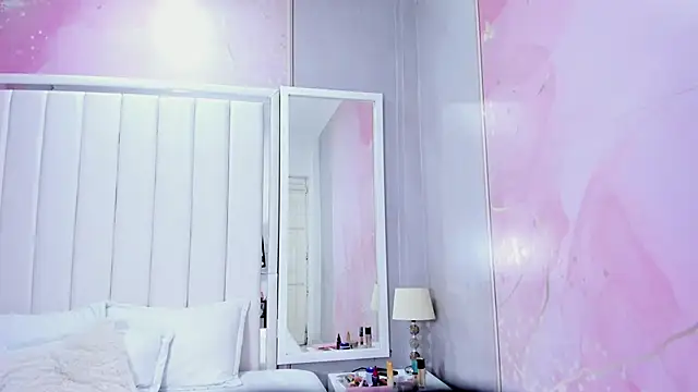 Gley latina online show from 02-07-26, 07:17