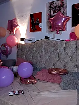 Snapshot of Kylei_grace chatting on 02-22-26, 02:56 Kylei grace online show from 02-22-26, 02:56