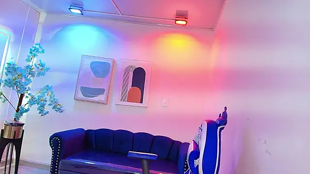 Snapshot of Alanna__scott chatting on 03-15-26, 03:56 Alanna scott online show from 03-15-26, 03:56