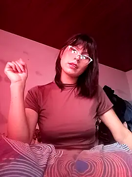 lucyscay  online show from 05-02-26, 09:20