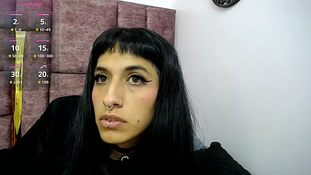 FRANCESCA LOVE  online show from 05-02-26, 08:36