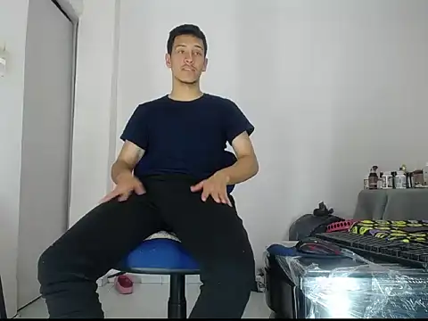 Amador-Hot online show from 02-06-26, 12:59