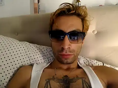 lekzl online show from 02-06-26, 01:32