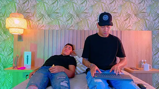 AxelBlaze  online show from 02-10-26, 06:23