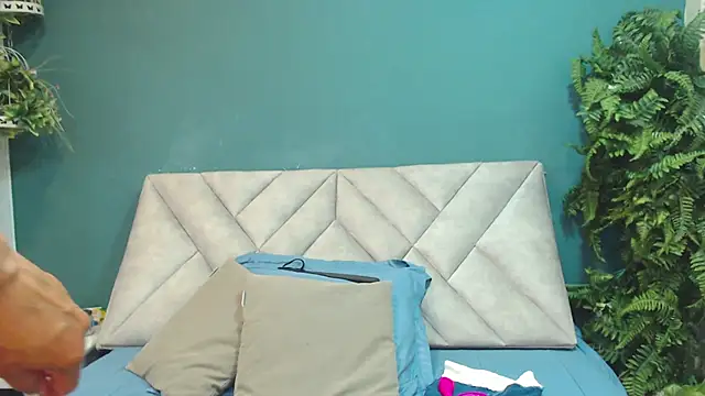 AmelieLux online show from 03-20-26, 04:56