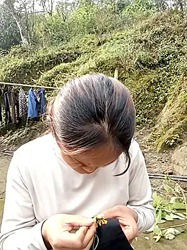 Snapshot of Luminana chatting on 03-16-26, 01:33 Luminana online show from 03-16-26, 01:33