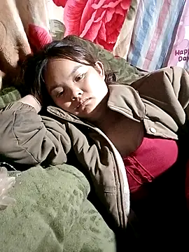 Snapshot of Luminana chatting on 03-26-26, 12:39 Luminana online show from 03-26-26, 12:39