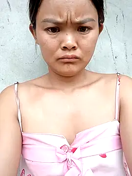 Snapshot of Luminana chatting on 06-26-26, 02:27 Luminana online show from 06-26-26, 02:27