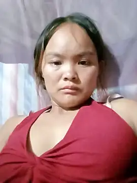 Snapshot of Luminana chatting on 06-29-26, 01:11 Luminana online show from 06-29-26, 01:11