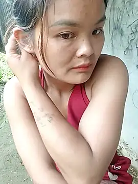 Snapshot of Luminana chatting on 07-05-26, 11:01 Luminana online show from 07-05-26, 11:01