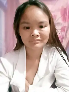 Snapshot of Luminana chatting on 07-08-26, 11:58 Luminana online show from 07-08-26, 11:58