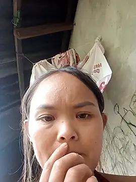 Snapshot of Luminana chatting on 07-14-26, 01:52 Luminana online show from 07-14-26, 01:52