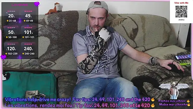 Snapshot of SwatRocShy chatting on 05-08-26, 06:08 SwatRocShy online show from 05-08-26, 06:08