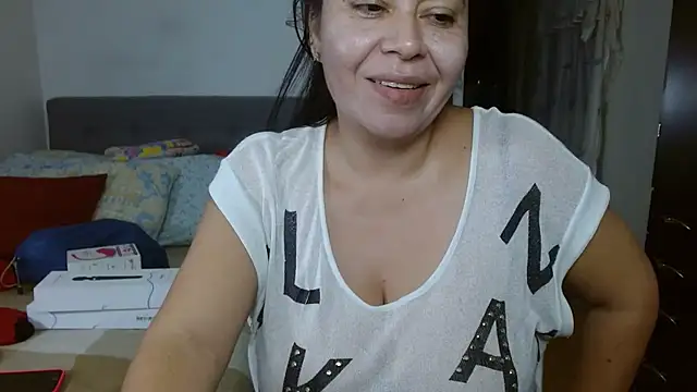 Snapshot of Karo_sexy chatting on 02-24-25, 04:49 Karo sexy online show from 02-24-25, 04:49
