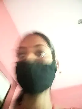 Snapshot of BIG_QWEEN_NO1 chatting on 02-19-26, 05:47 BIG QWEEN NO1 online show from 02-19-26, 05:47