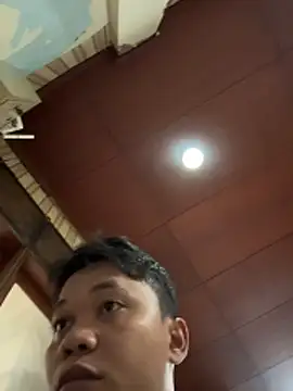 Snapshot of momiitha chatting on 02-13-26, 07:15 momiitha online show from 02-13-26, 07:15