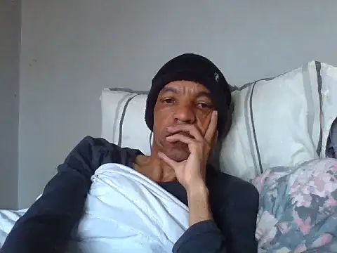 Snapshot of lavelle26 chatting on 03-25-26, 07:14 lavelle26 online show from 03-25-26, 07:14