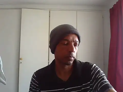 Snapshot of lavelle26 chatting on 04-12-26, 01:16 lavelle26 online show from 04-12-26, 01:16