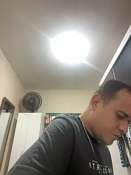 novinhobb23 online show from 02-06-26, 11:24