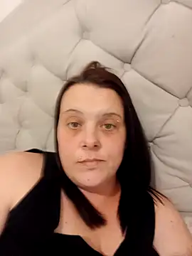 Snapshot of louisa36 chatting on 03-30-26, 07:37 louisa36 online show from 03-30-26, 07:37