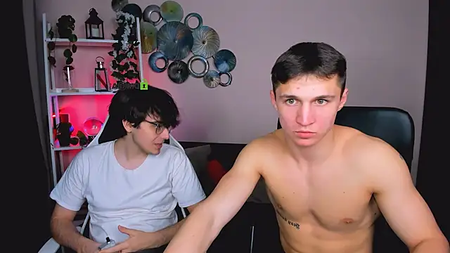 Snapshot of emmanuel_shine chatting on 03-13-26, 08:04 emmanuel shine online show from 03-13-26, 08:04