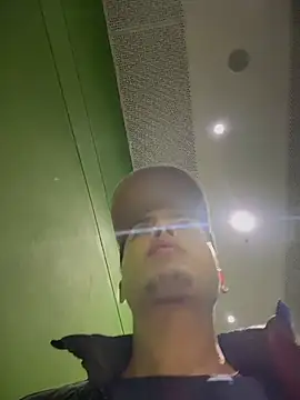 Eros lee online show from 03-18-26, 08:56