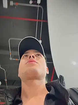 Eros lee online show from 03-22-26, 04:32