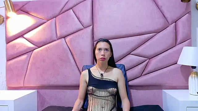 kimberlypink  online show from 02-12-26, 11:27