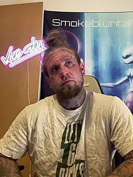 Smokebluntafterblunt online show from 06-02-26, 01:51