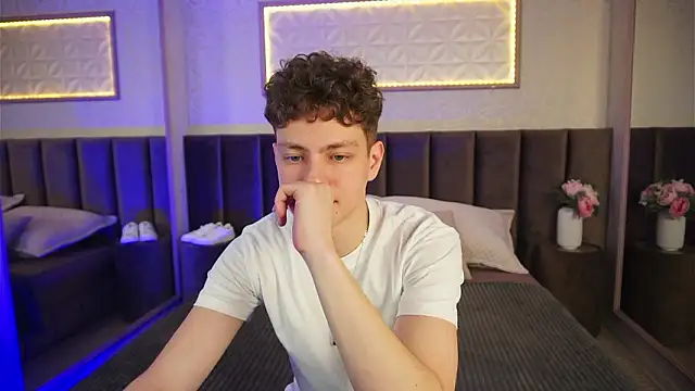 StefanBev online show from 03-12-26, 07:42