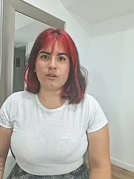 Snapshot of Katey_Curvy01_ chatting on 03-18-26, 11:24 Katey Curvy01 online show from 03-18-26, 11:24