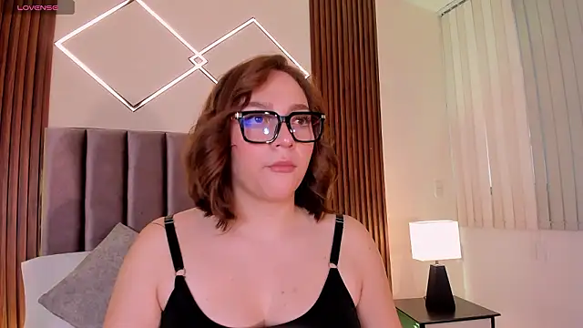 SimonaStar online show from 02-10-26, 11:58