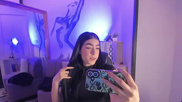 lorraineHunter online show from 02-10-26, 01:04