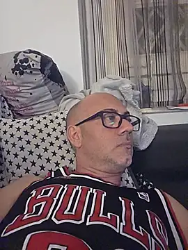 pareja47 online show from 06-13-26, 08:18